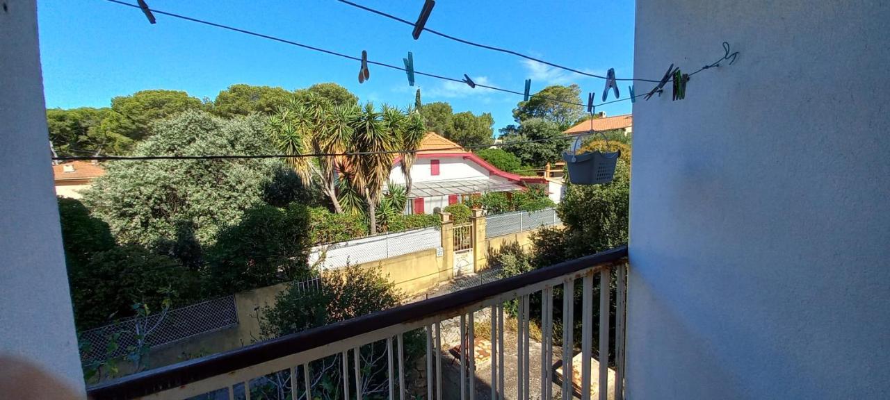 Loft Climatise "La Pinede", 50 M2, Tres Calme, 5 Mn A Pied Des Plages, Lit King Size La Seyne-sur-Mer Zewnętrze zdjęcie
